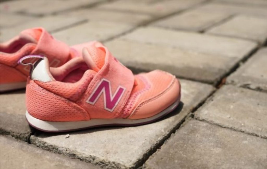 Giày trẻ em New Balance