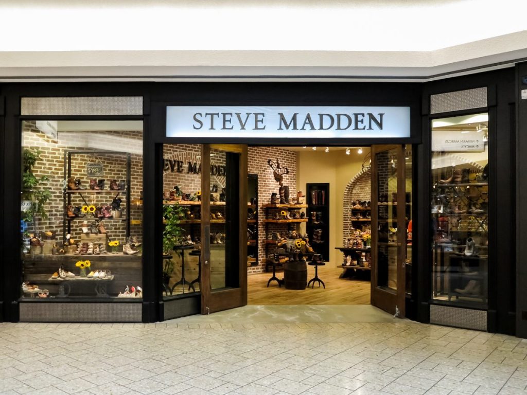 Cửa hàng Steve Madden USA