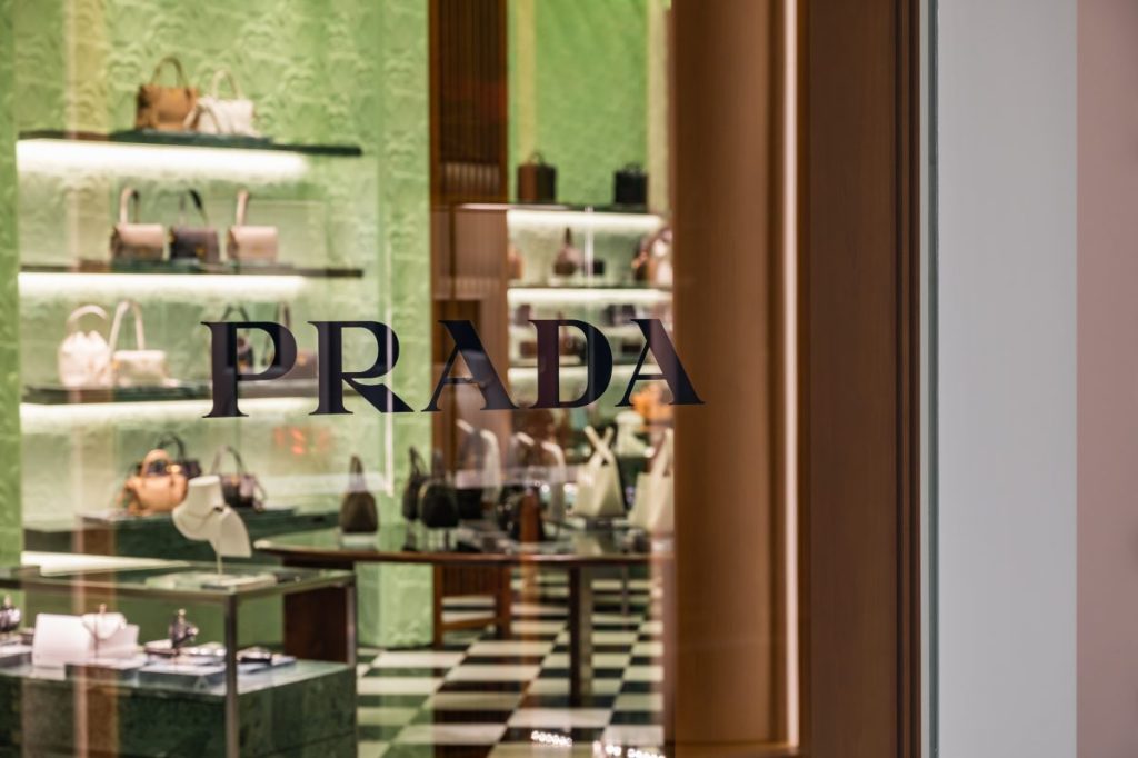 Cửa hàng Prada