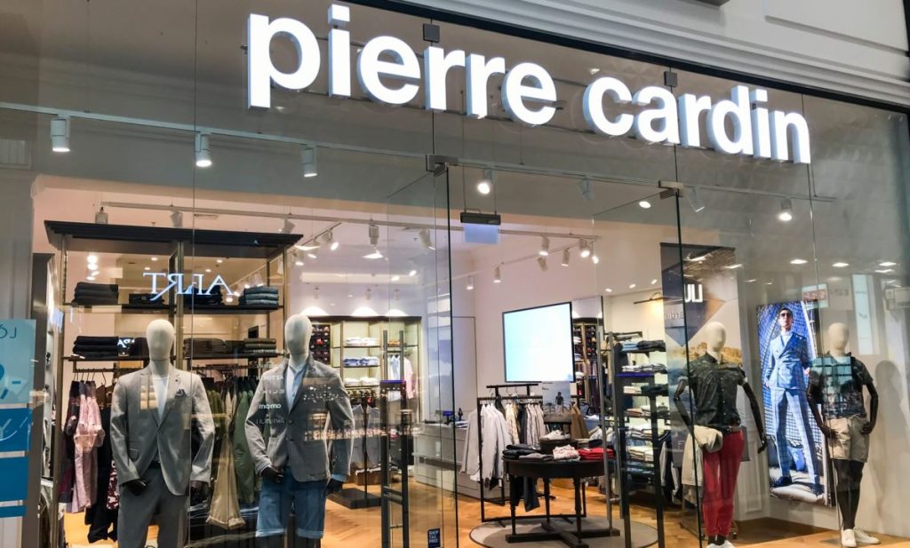 Cửa hàng Pierre Cardin