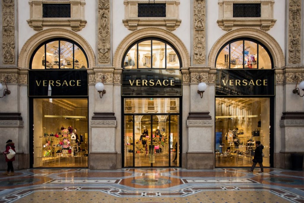 Cửa hàng Versace