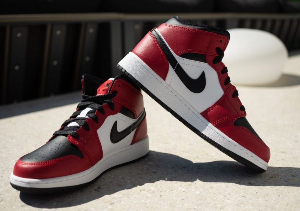 Giày Nike Air Jordan 1