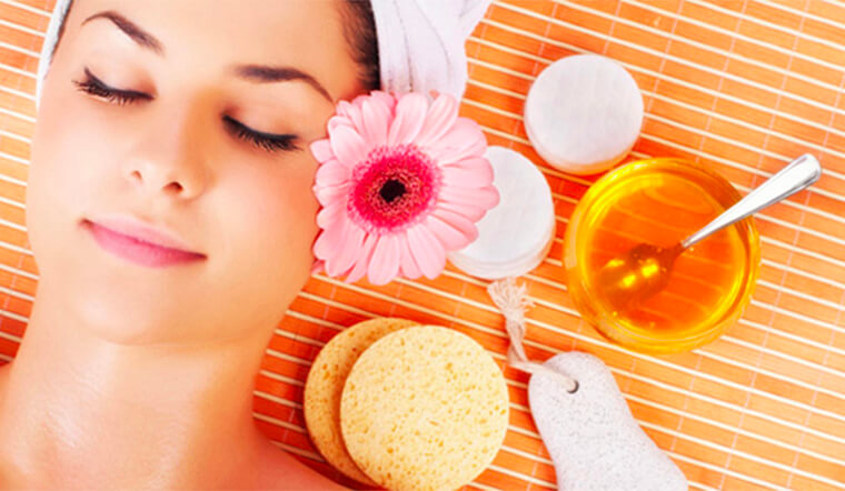 Mặt nạ mật ong làm trắng da mặt tại nhà Mặt nạ mật ong làm trắng da mặt tại nhà
