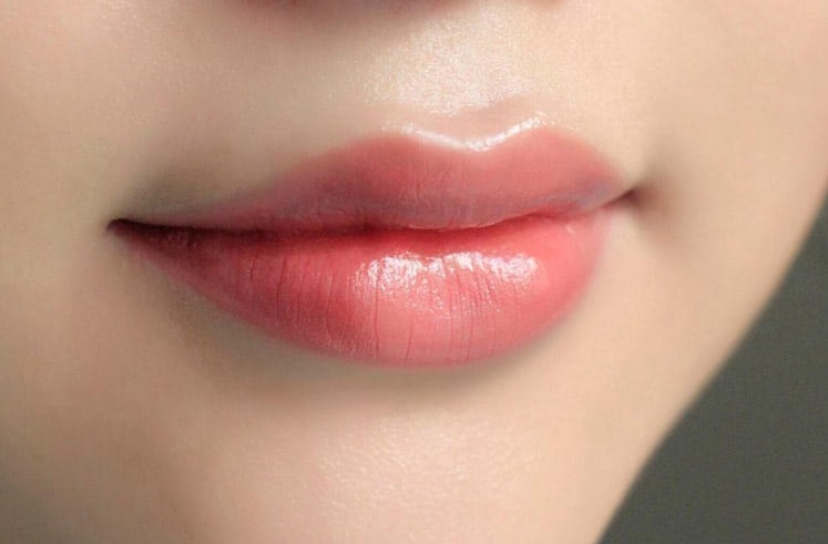 Đỏ Hồng: Sự kết hợp hoàn hảo giữa quyến rũ và ngọt ngào