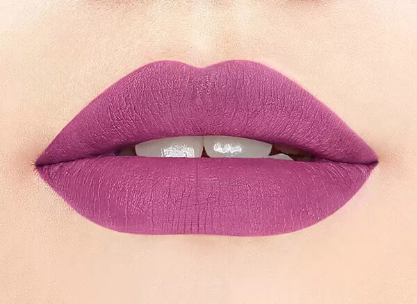 Son màu hồng tím là sự hòa trộn giữa sắc hồng và tím với tỉ lệ khác nhau Son màu hồng tím là sự hòa trộn giữa sắc hồng và tím với tỉ lệ khác nhau