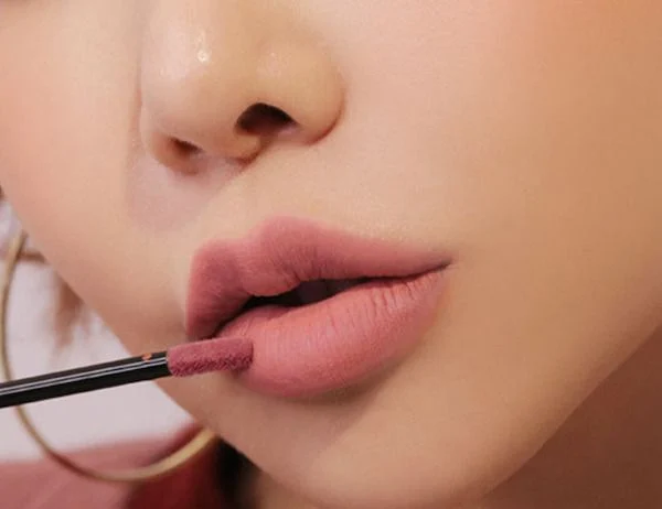 Son màu hồng nude dễ dàng phù hợp với nhiều tông da khác nhau