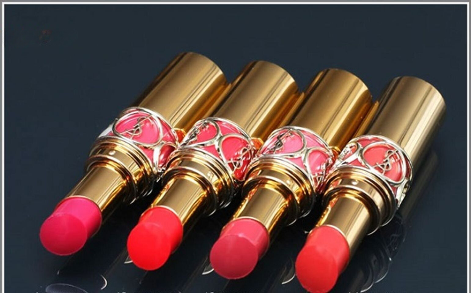 Son lì màu cam san hô YSL Rouge Volupte Shine Candy Glaze 12 Coral Excitement