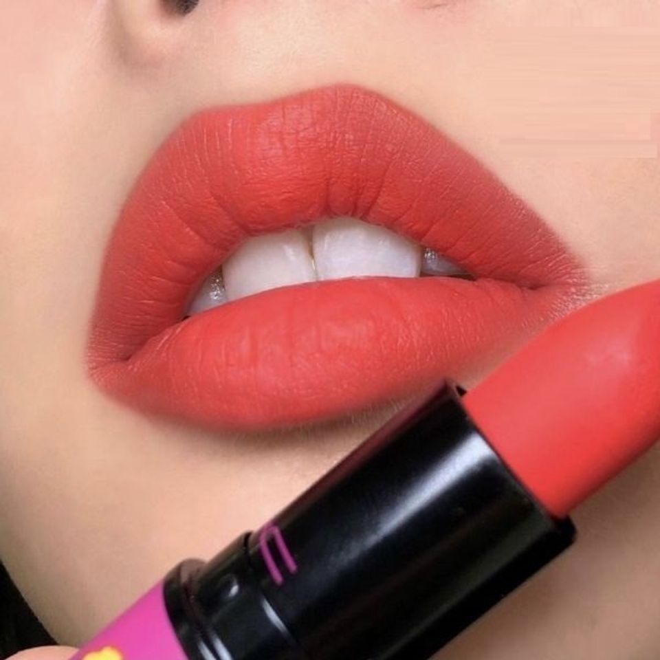 Son Mac Moon Masterpiece màu Playing Koi tươi môi