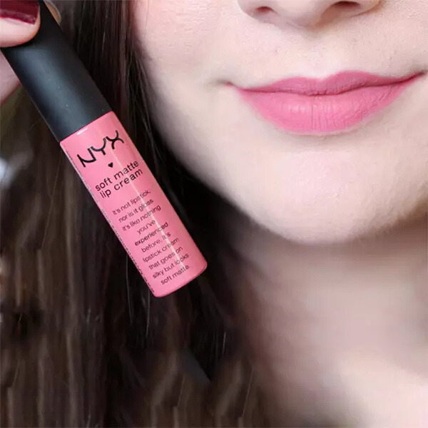 Son màu hồng phấn NYX Soft Matte Lip Cream Antwerp