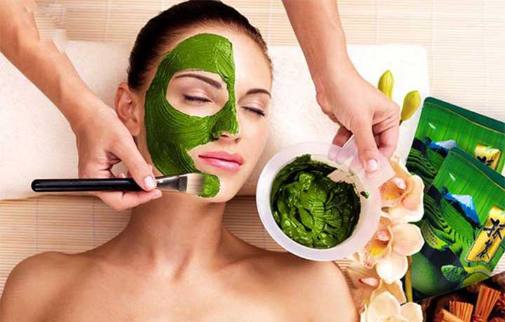 Cách giảm sưng mụn bằng trà xanh