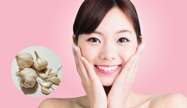 Cách giảm sưng mụn mặt nạ tỏi