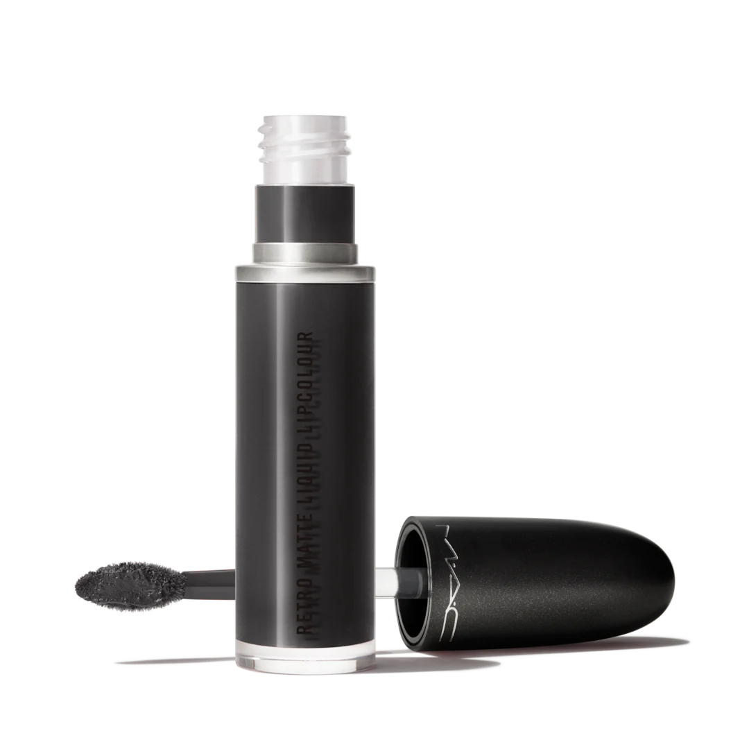 Son màu đen MAC Retro Matte Liquid Lipcolour in Caviar Son màu đen MAC Retro Matte Liquid Lipcolour in Caviar