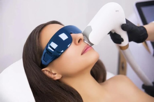 Tia Laser – Giải pháp hiệu quả cho da không đều màu Tia Laser – Giải pháp hiệu quả cho da không đều màu