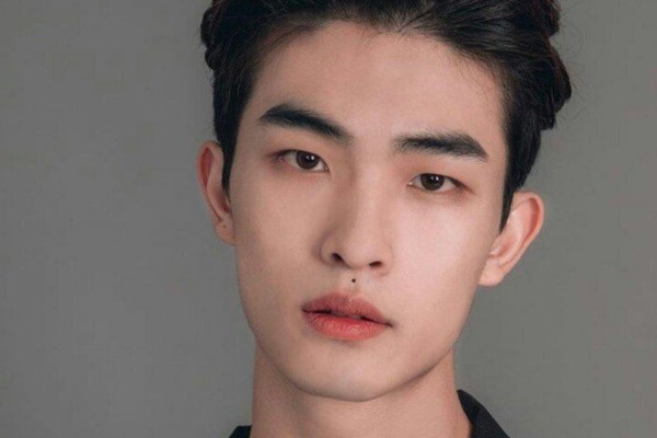 Nốt ruồi nhân trung nam có lợi thế lớn trong các mối quan hệ cá nhân và xã hội, được ngưỡng mộ và tin tưởng