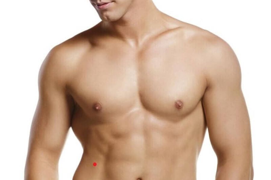 Nốt ruồi son ở bụng nam – Một người đàn ông tinh tế, lãng mạn