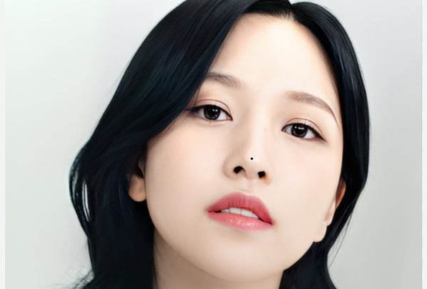 Nốt ruồi khắc chồng ở chóp mũi