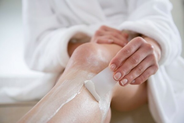 Dùng kem tẩy lông là phương pháp an toàn, không gây đau rát