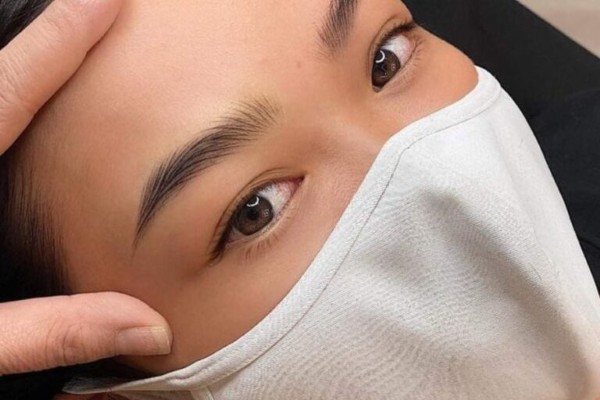 Thêu mày Hàn Quốc, khắc nét tự nhiên Thêu mày Hàn Quốc, khắc nét tự nhiên