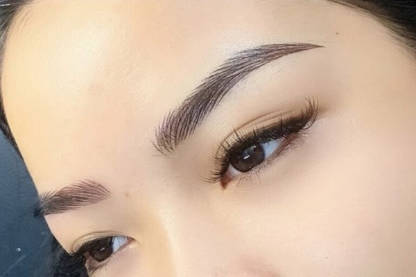 Chân mày phong thủy là gì? Có ý nghĩa gì?