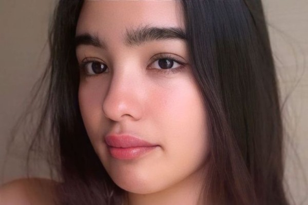 Khi có thai lông mày dựng ngược có đúng không?