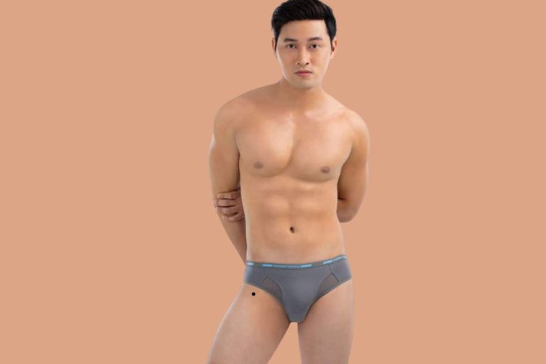 Nam giới có nốt ruồi ở bẹn thường là người mạnh mẽ và bản lĩnh