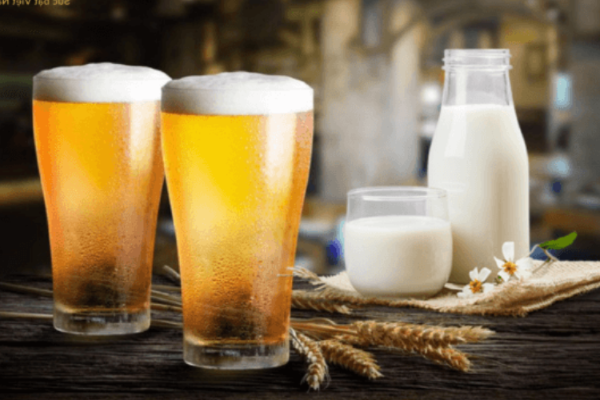 Rửa mặt bằng bia và sữa tươi cho da ẩm mượt, trắng sáng