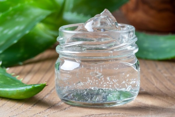 Sử dụng nha đam với tần suất phù hợp với tình trạng da để hạn chế những tác hại của nha đam với da mặt Sử dụng nha đam với tần suất phù hợp với tình trạng da để hạn chế những tác hại của nha đam với da mặt