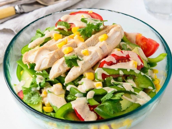 Cách làm salad giảm béo từ ức gà