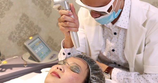 Trị đồi mồi bằng tia laser – Giải pháp hiệu quả và nhanh chóng Trị đồi mồi bằng tia laser – Giải pháp hiệu quả và nhanh chóng