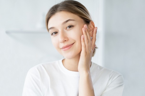 Những bước chăm sóc da cơ bản nhưng cực kỳ quan trọng để duy trì làn da khỏe mạnh, trẻ trung, căng mịn