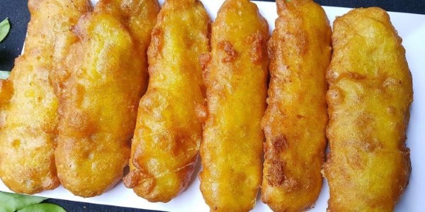 Những bạn đang trong chế độ giảm cân nên hạn chế ăn bánh chuối