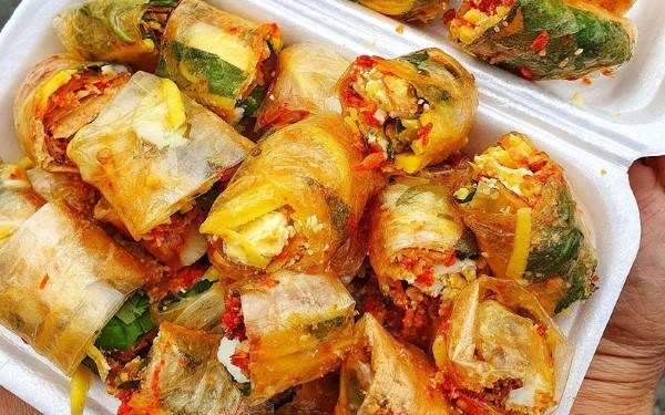 Bánh tráng cuốn bơ bao nhiêu calo?