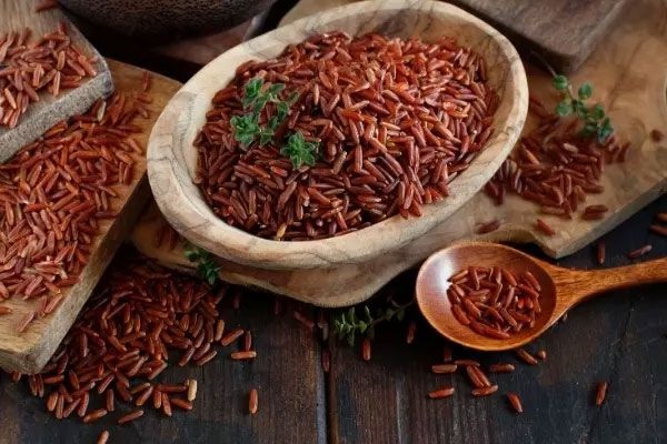 1 chén cơm gạo lứt chỉ chứa 190 calo, rất tốt cho quá trình giảm cân 1 chén cơm gạo lứt chỉ chứa 190 calo, rất tốt cho quá trình giảm cân