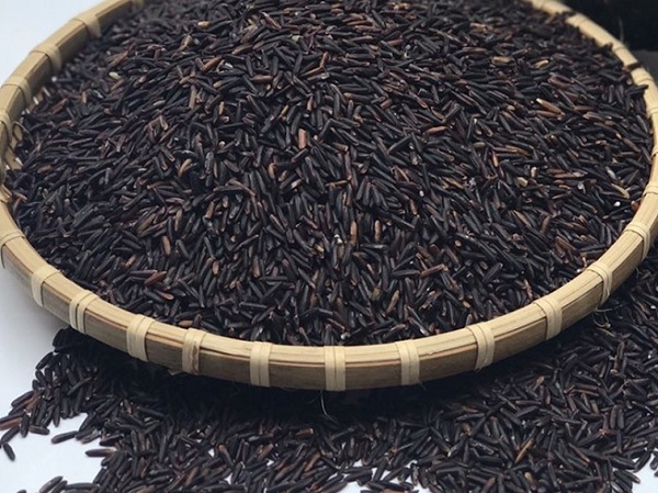 Gạo lứt đen chứa nhiều thành phần dinh dưỡng tốt cho sức khỏe của cơ thể Gạo lứt đen chứa nhiều thành phần dinh dưỡng tốt cho sức khỏe của cơ thể