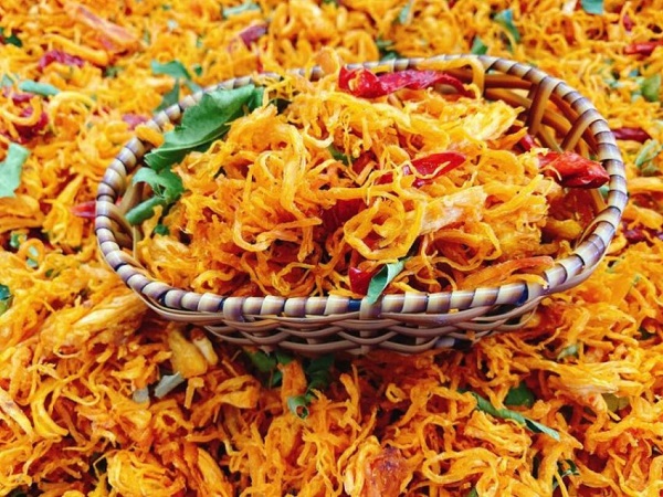 Tại sao gymer thường ăn khô gà sau buổi tập gym