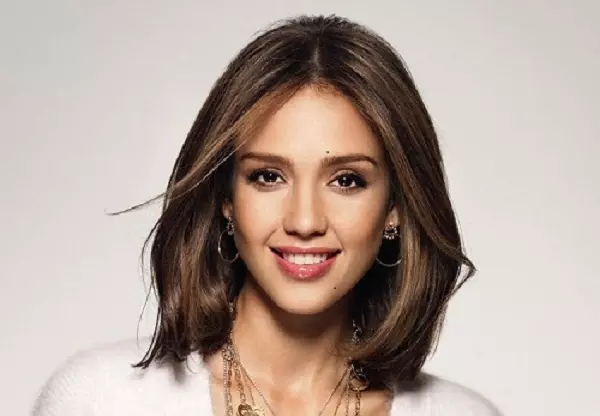 Nốt ruồi Vượng Phu ích tử nằm ở đâu trên mặt?