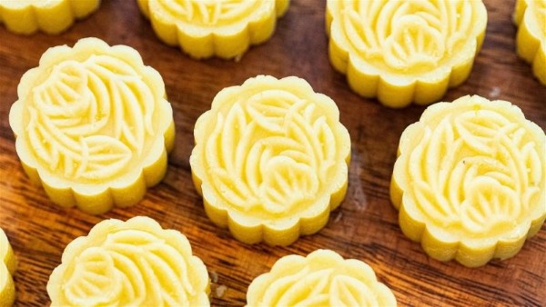 Bánh đậu xanh bao nhiêu calo?