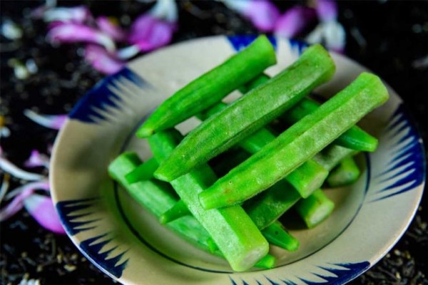 Ăn đậu bắp luộc giúp giữ dáng, no lâu Ăn đậu bắp luộc giúp giữ dáng, no lâu