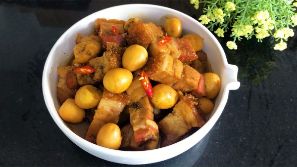 Ăn thịt kho tàu có mập không?