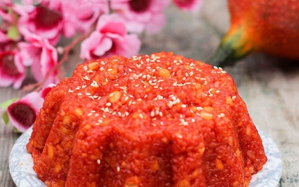 Cách ăn xôi gấc không lo béo