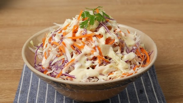 Salad bắp cải bao nhiêu calo?